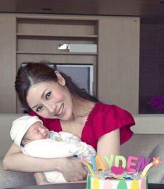 李嘉欣與愛子合照曝光